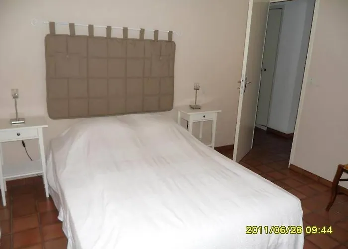 Proche Et Centre - V06205 וילה